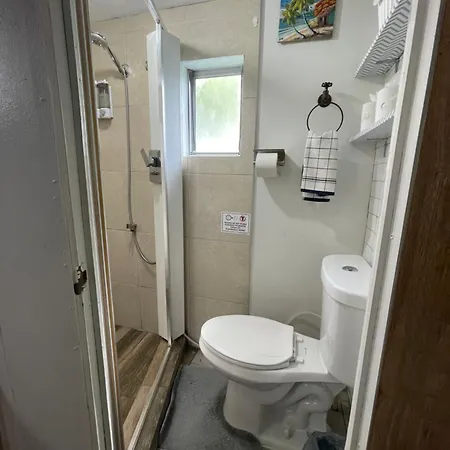 Tiny But Cozy Manufactured House Apartment Tampa Exterior photo