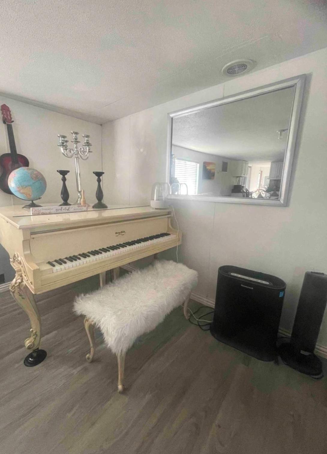 Tiny But Cozy Manufactured House Tampa